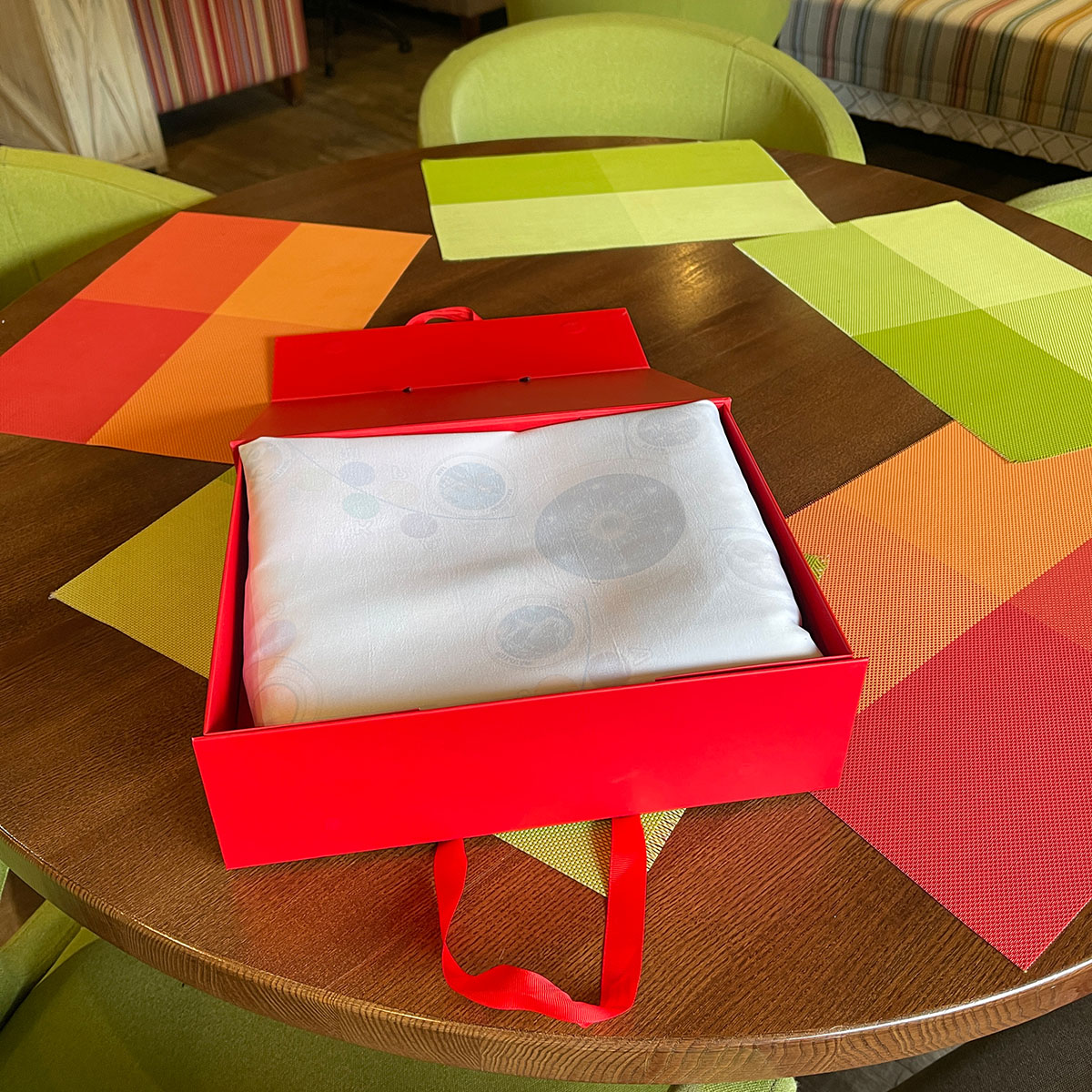 Трансформаційна гра "12 Дзеркал"